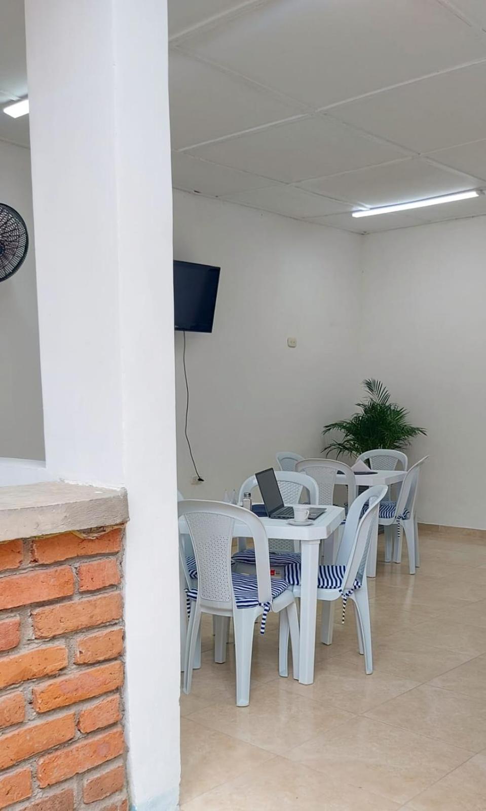La Marina Hostal Hotel Riohacha Exterior photo